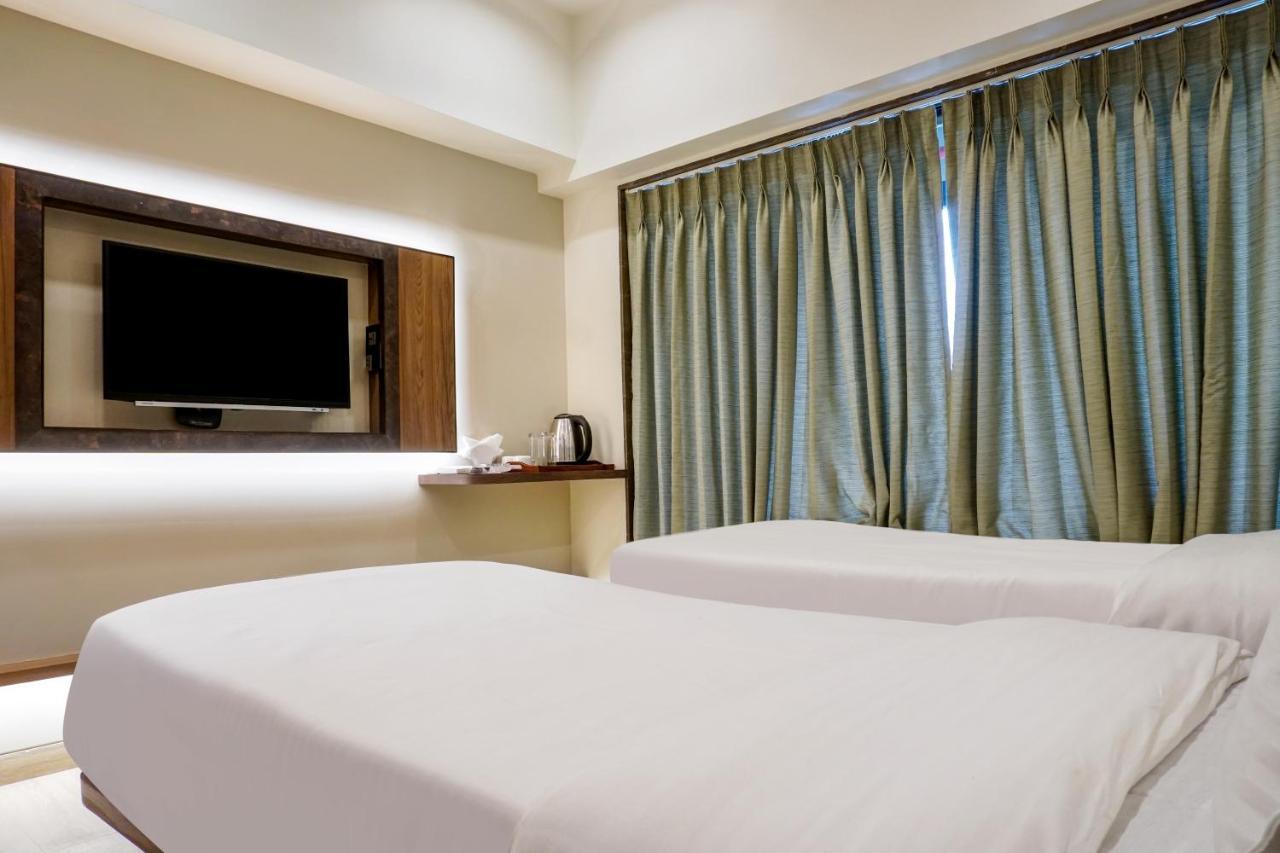 מומביי Hotel Olten מראה חיצוני תמונה