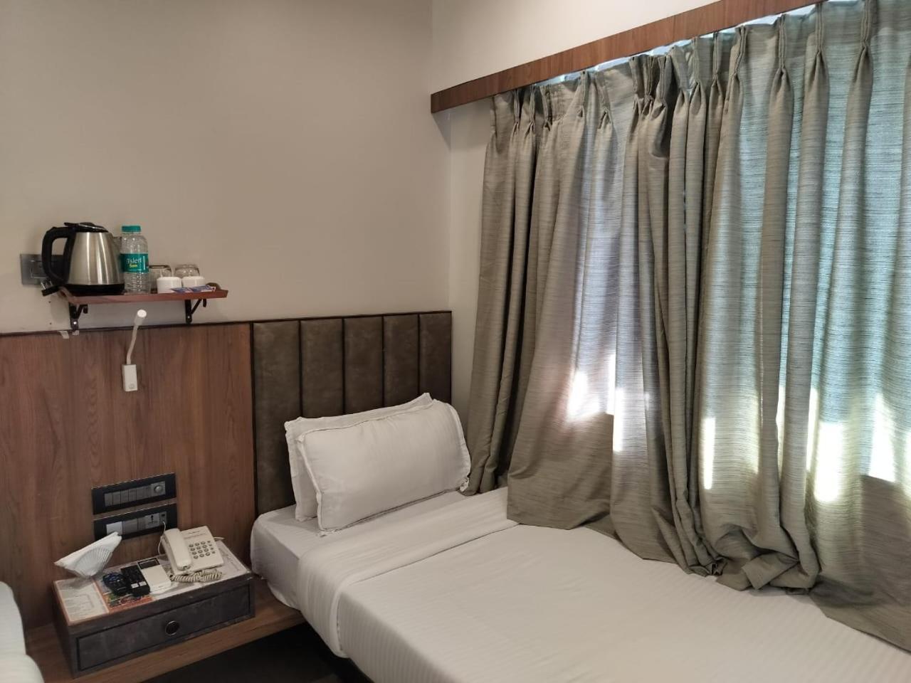 מומביי Hotel Olten מראה חיצוני תמונה